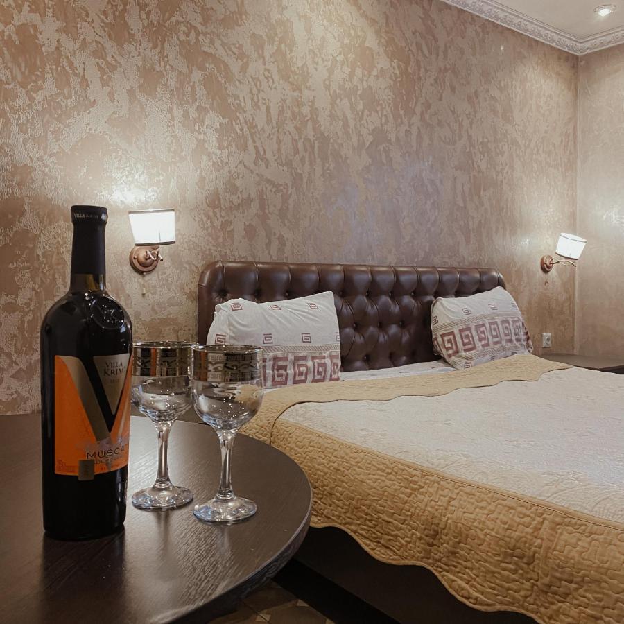 בישקק Galeon Hotel מראה חיצוני תמונה