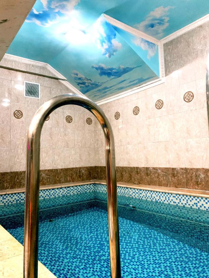 בישקק Galeon Hotel מראה חיצוני תמונה